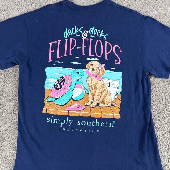 Simply Southern Shirt Womens Large Blue Decks Docks Flip Flops Dog Turtle READ - Picture 3 of 12
